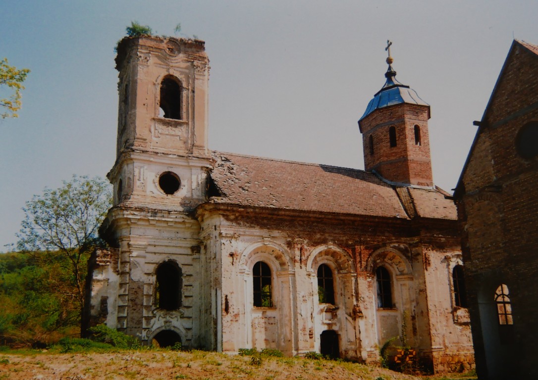 Фотографија из галерије Манастира Кувеждин, 2000 (1)